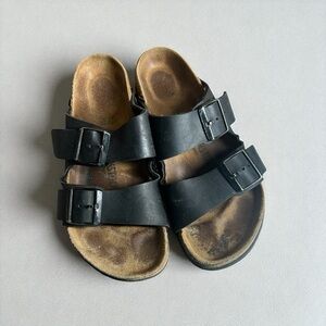 Birkenstock Arizona Sandals - Black - EU 38 / US Women’s 7-7.5
